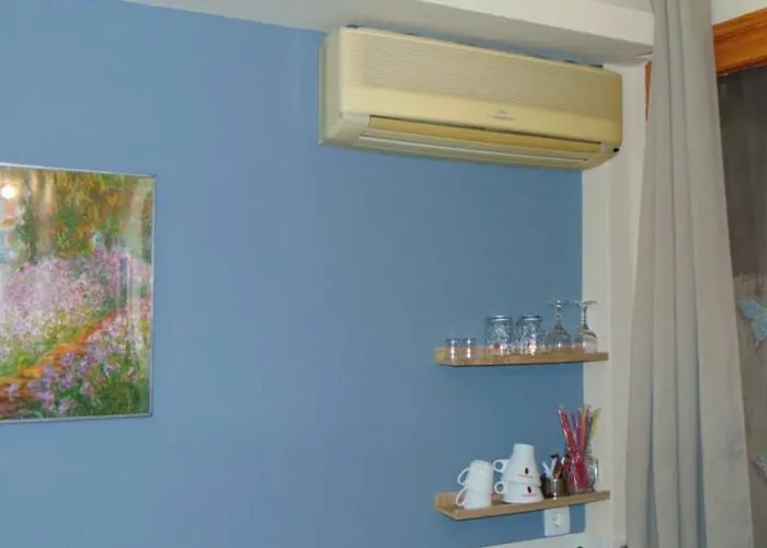 Central Mini & Full Renovated Studio @ Syntagma